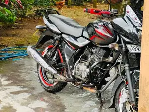 Bajaj Discover 150 2010