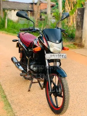 Bajaj Platina 100 ES 2016