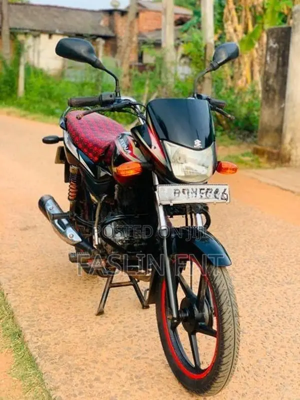 Bajaj Platina 100 ES 2016