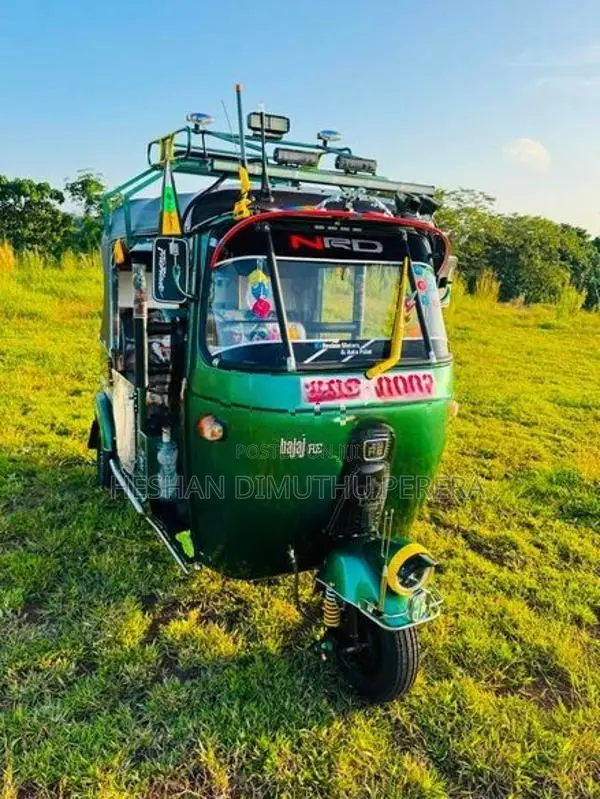 Bajaj RE 1999
