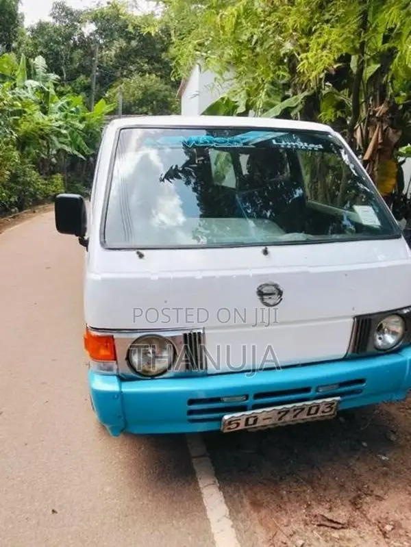 Nissan Vanette 1986