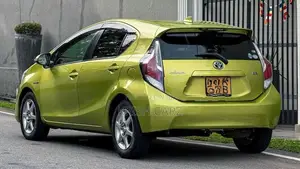 Toyota Aqua Urban 2015