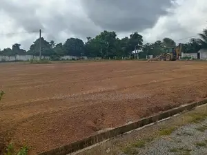 Land for Sale at Kindelpitiya