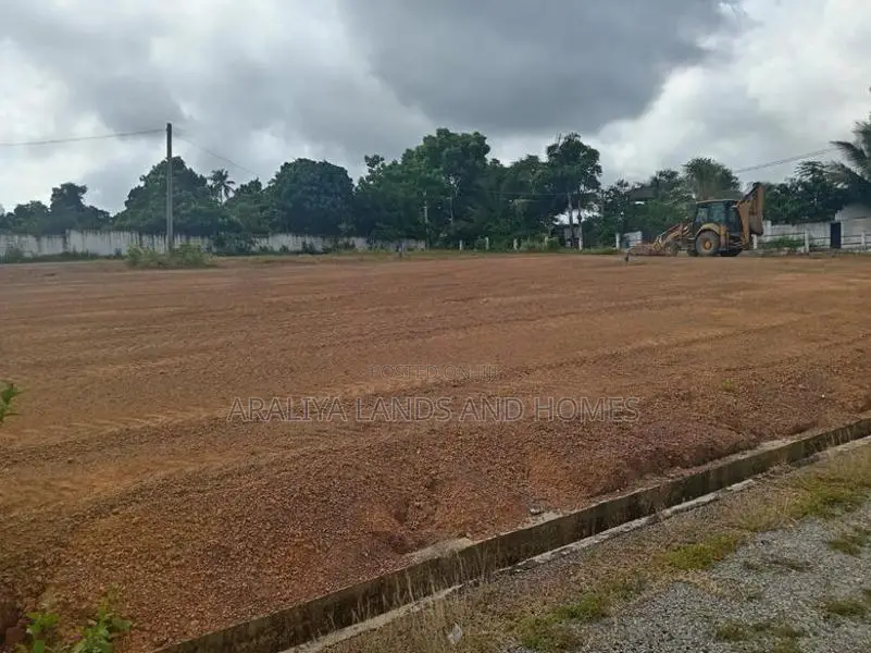 Land for Sale at Kindelpitiya