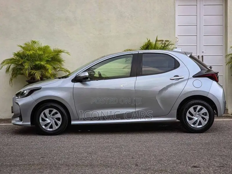 Toyota Yaris X Limited 2023