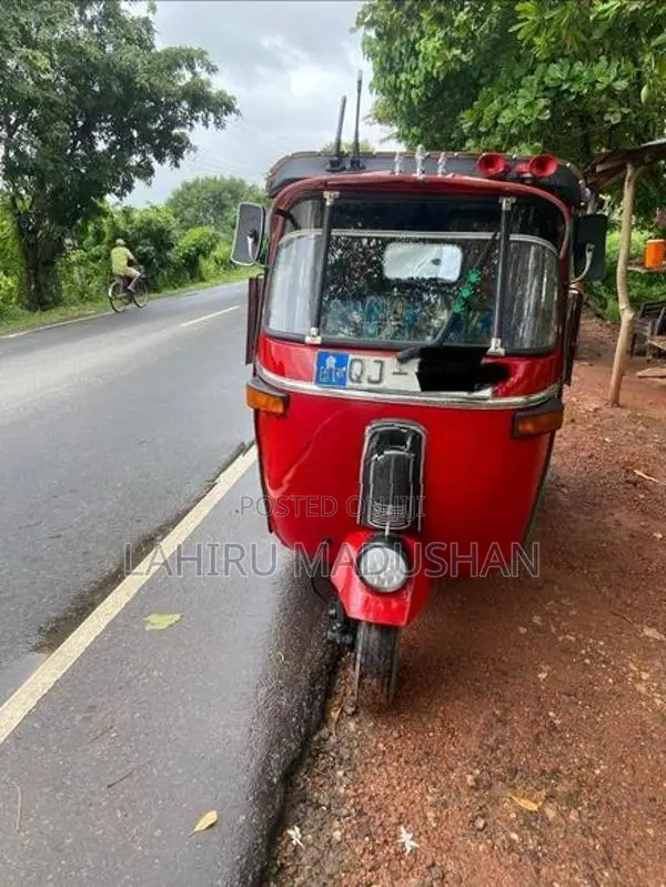 Bajaj RE 2007