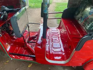 Bajaj RE 2007