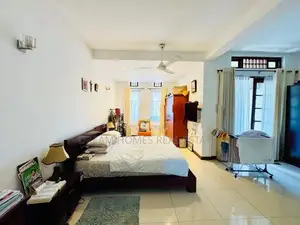 Luxury 3-Story House for Sale in Kotte – Rajagiriya Road