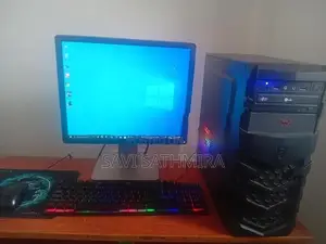 Intel Core i3 Desktop PC Monitor | 8GB RAM