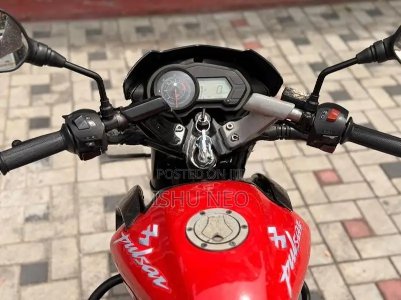 Bajaj Pulsar 135 2016