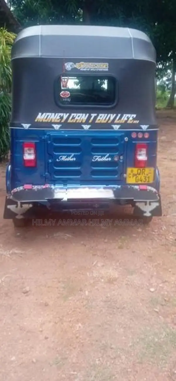 Bajaj RE three wheel 2008
