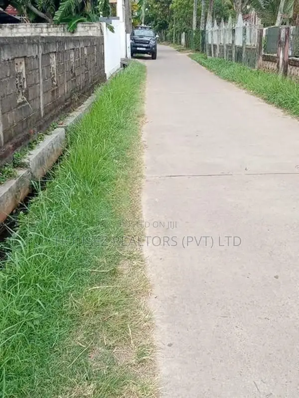 Prime Residential Land for Sale – Kurana, Negombo