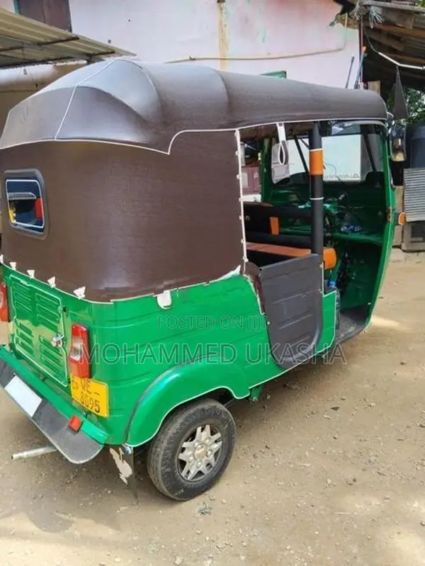 Bajaj RE 2006