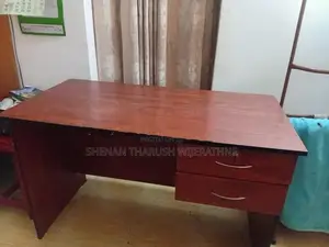 Damro office desck