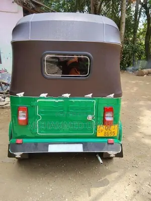 Bajaj RE 2006