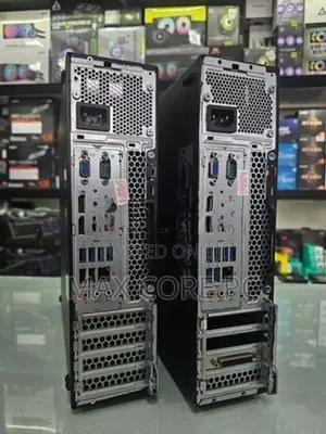 Lenovo ThinkCentre M800/M900 SFF Core i3 6th Gen 4GB DDR4 500GB HDD