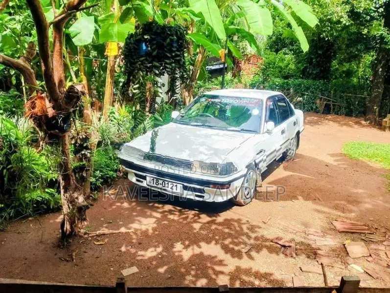 Toyota Corolla 1990