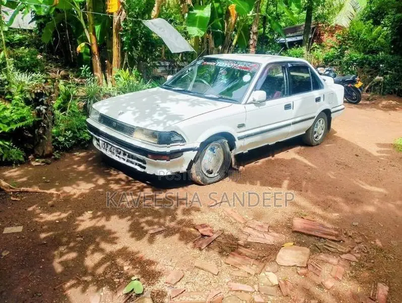 Toyota Corolla 1990