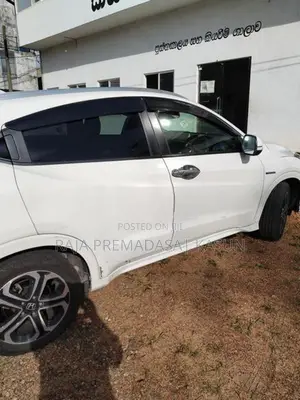 Honda Vezel 2015