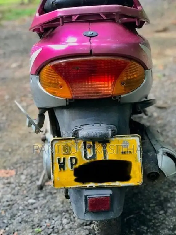 TVS Scooty Pept 2010