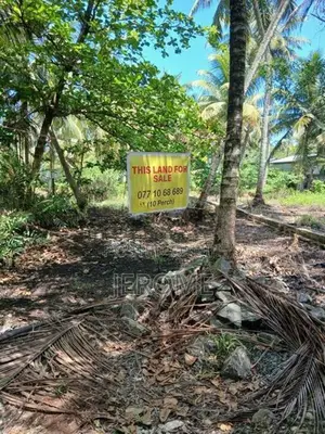 Land in Usetakeiyawa- Wattala