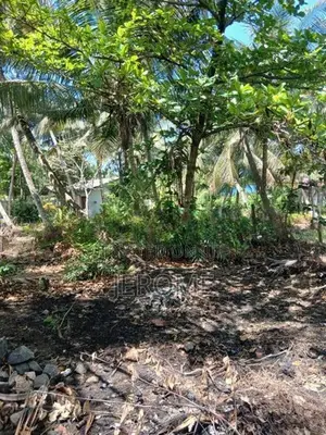 Land in Usetakeiyawa- Wattala