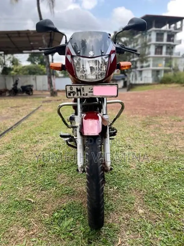 Bajaj CT100 2005