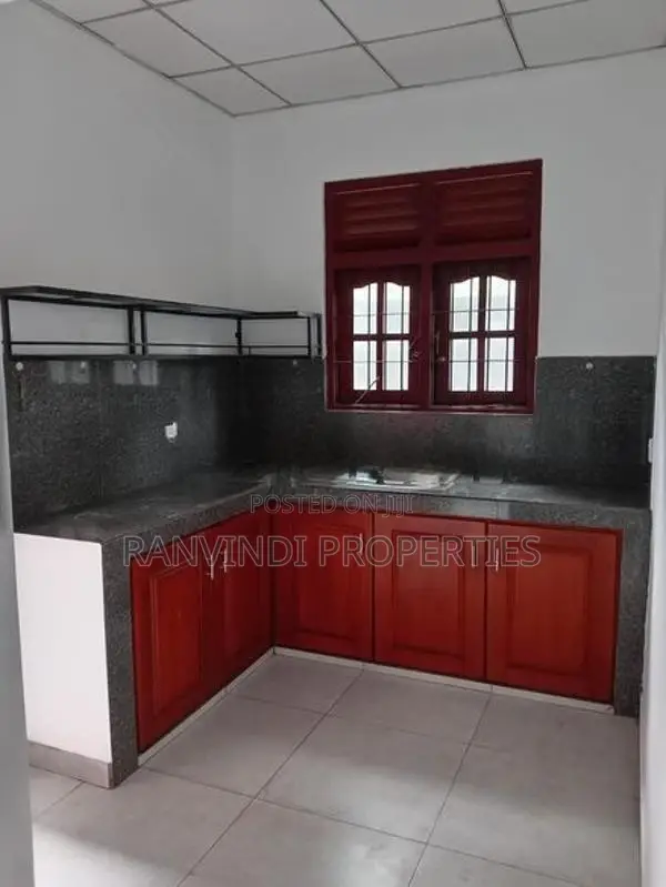 අංගසම්පූර්ණ නිවසක් විකිණීමට ඇත ගෝනහේන