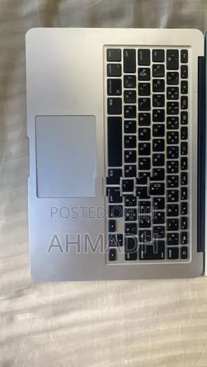 Macbook Air 2017 8GB 128SSD
