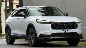 Honda Vezel Z Play HEV 2024