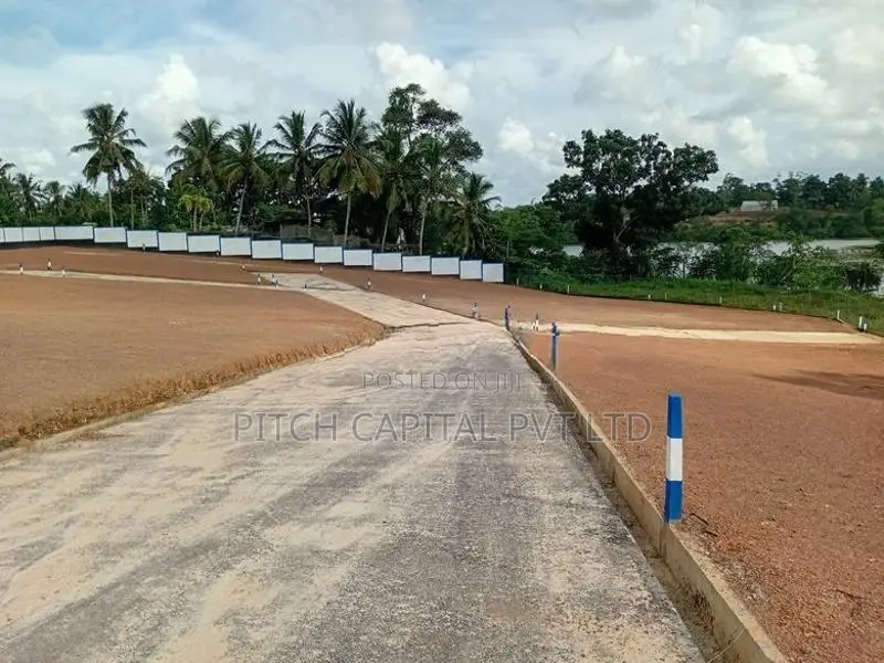 Bandaragama - Uyanwatta Lake Font Beautiful Land for Sale