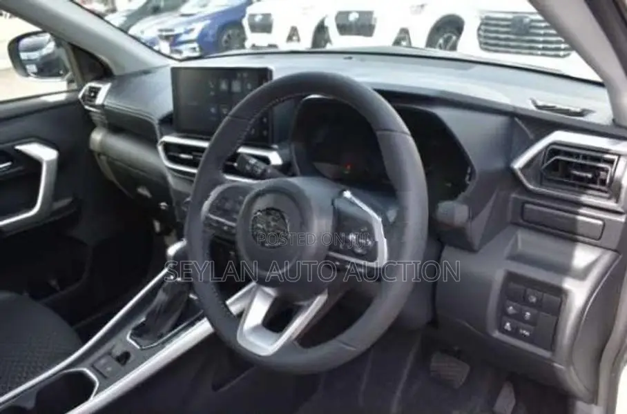 Daihatsu Rocky Hybrid G premium 2026