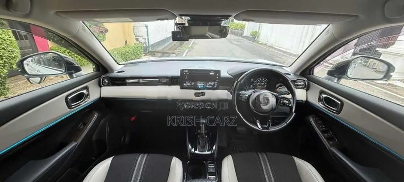 Honda Vezel Z Play HEV 2024