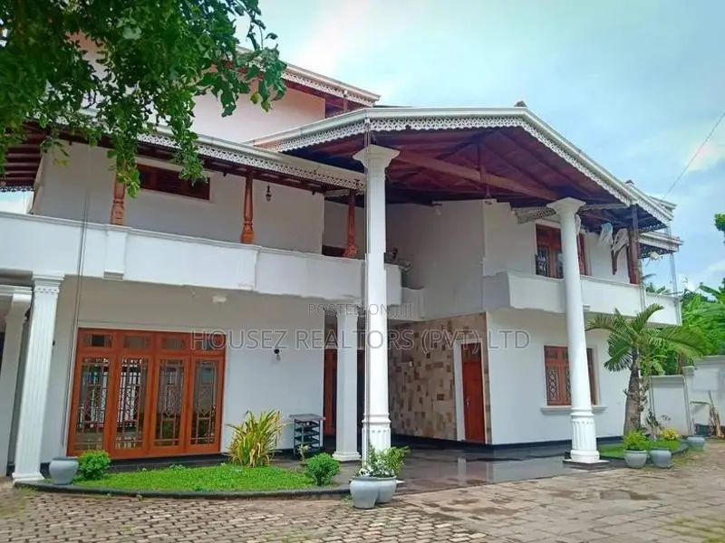 Ultra-Luxury 2-Storey Mansion for Sale – Kiribathgoda