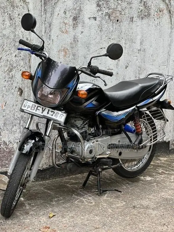 Bajaj CT100 2018