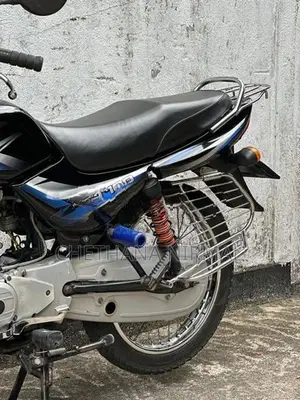 Bajaj CT100 2018