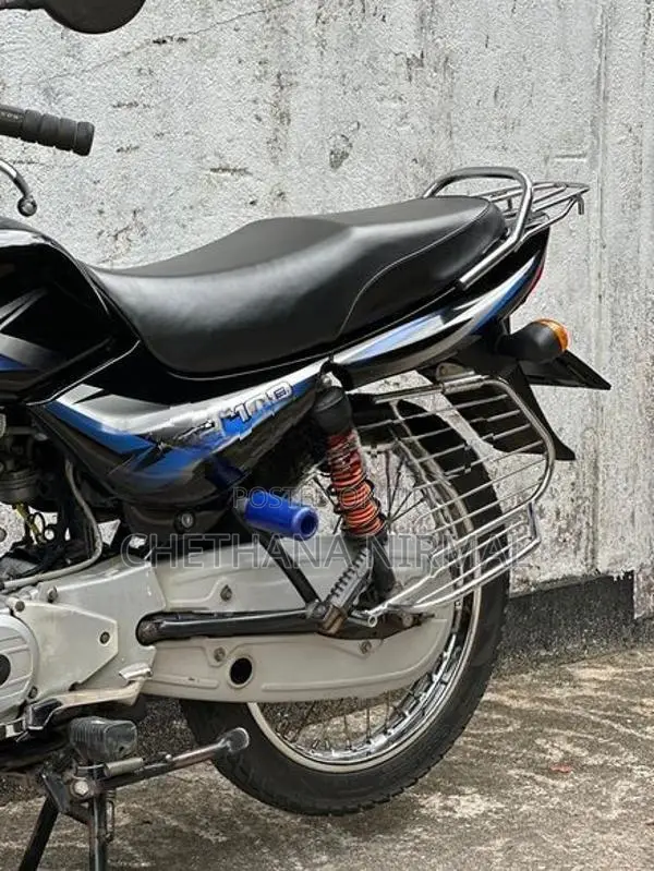 Bajaj CT100 2018