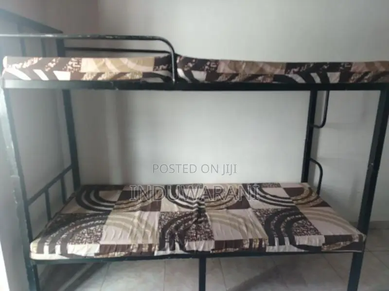 Double Bed – Excellent Condition