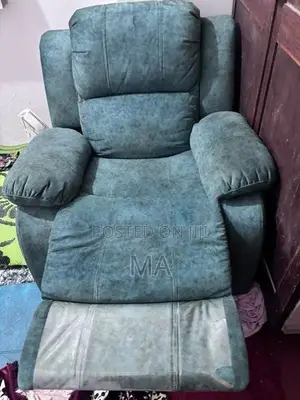 Damro recliner seater/ chair