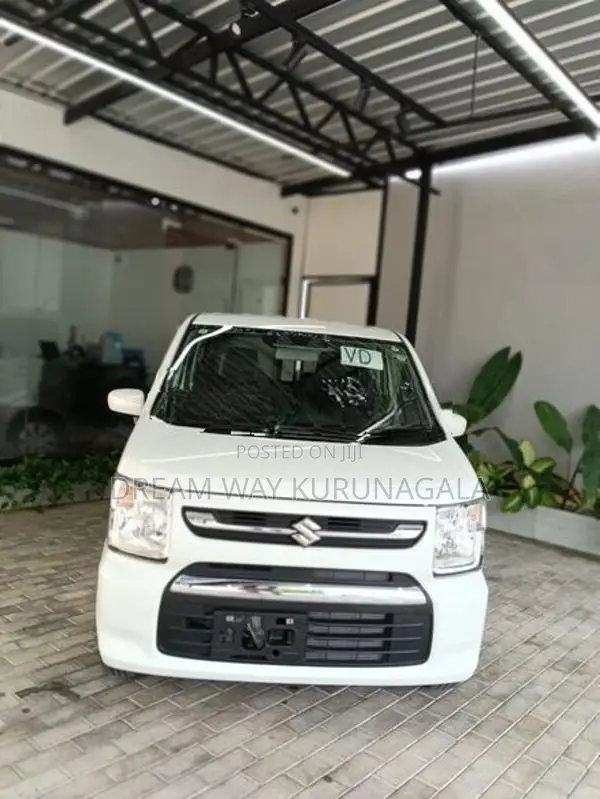 Suzuki Wagon R FX 2024