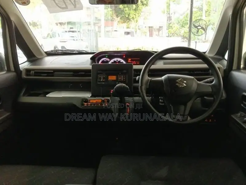 Suzuki Wagon R FX 2024