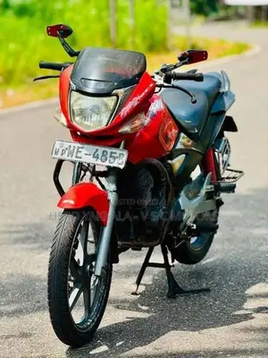Honda CB 125 2010