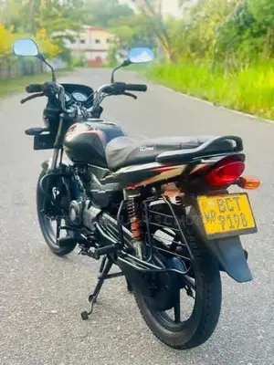 Bajaj Platina 100 2015