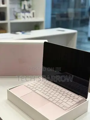 MacBook Neo Used 8/256GB