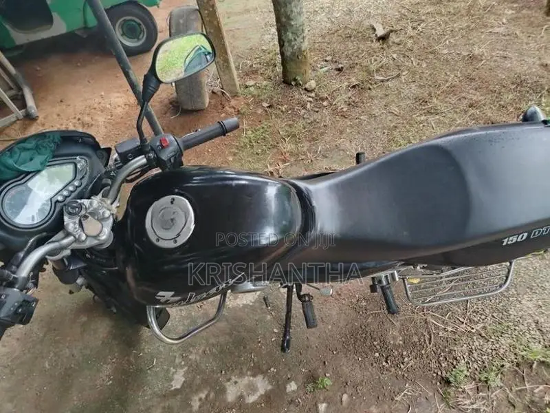 Bajaj Pulsar 150 2010