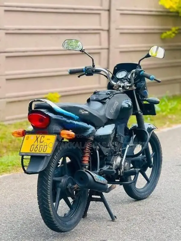 Bajaj Platina 125 2012