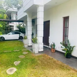 Modern 2-Bedroom House for Rent – Kirimandala Mawatha, Nawala