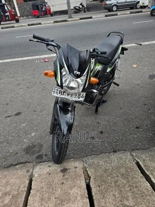 TVS Metro 2015