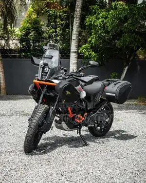 KTM 390 X Plus 2025