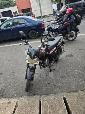 Bajaj Discover 2013